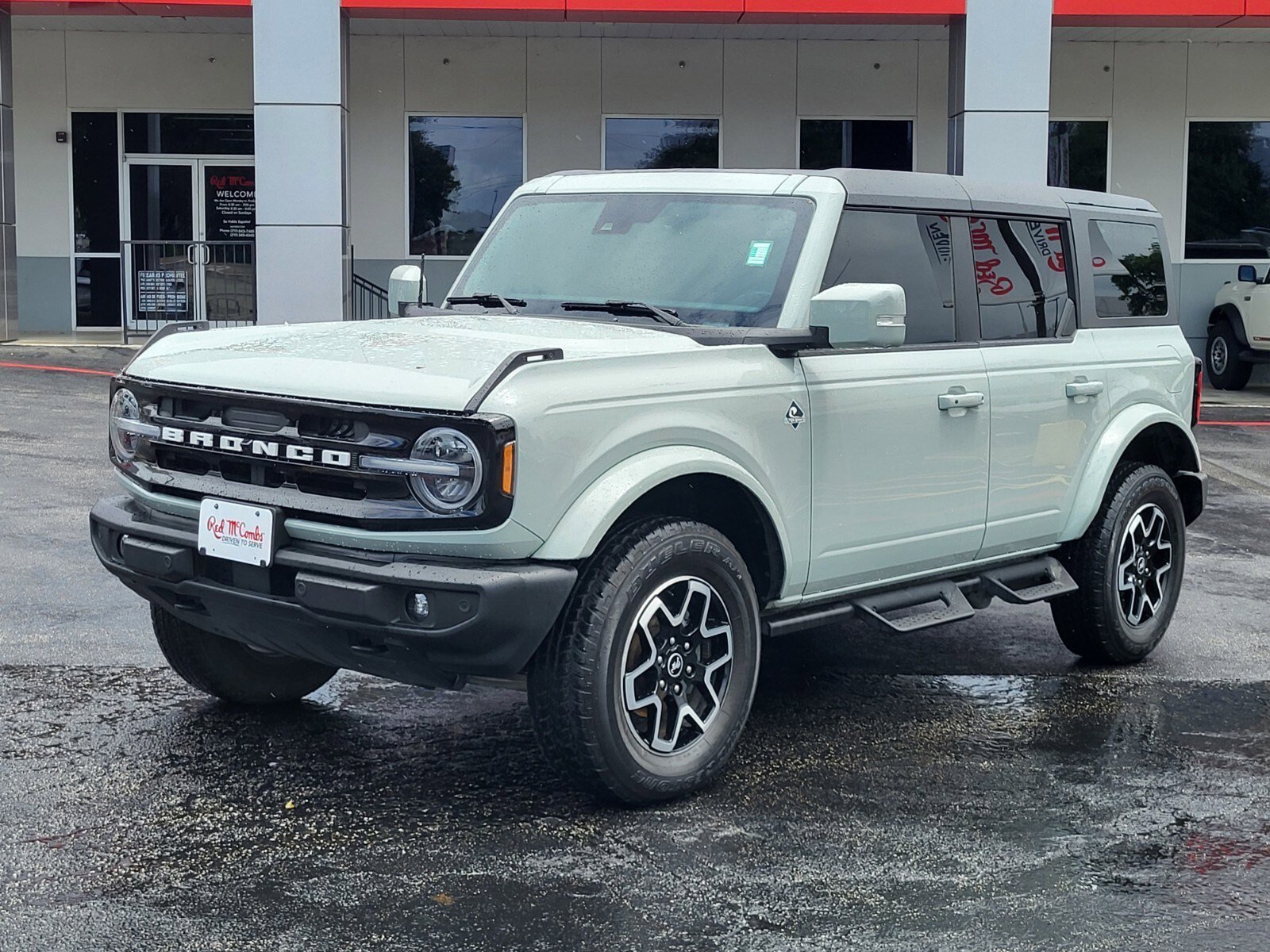 Certified 2024 Ford Bronco Outer Banks AWD/4WD image 8