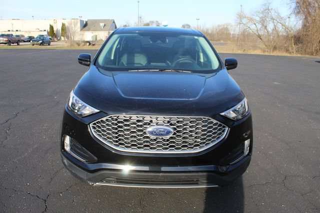 Certified 2024 Ford Edge SEL w/ Convenience Package AWD/4WD image 15