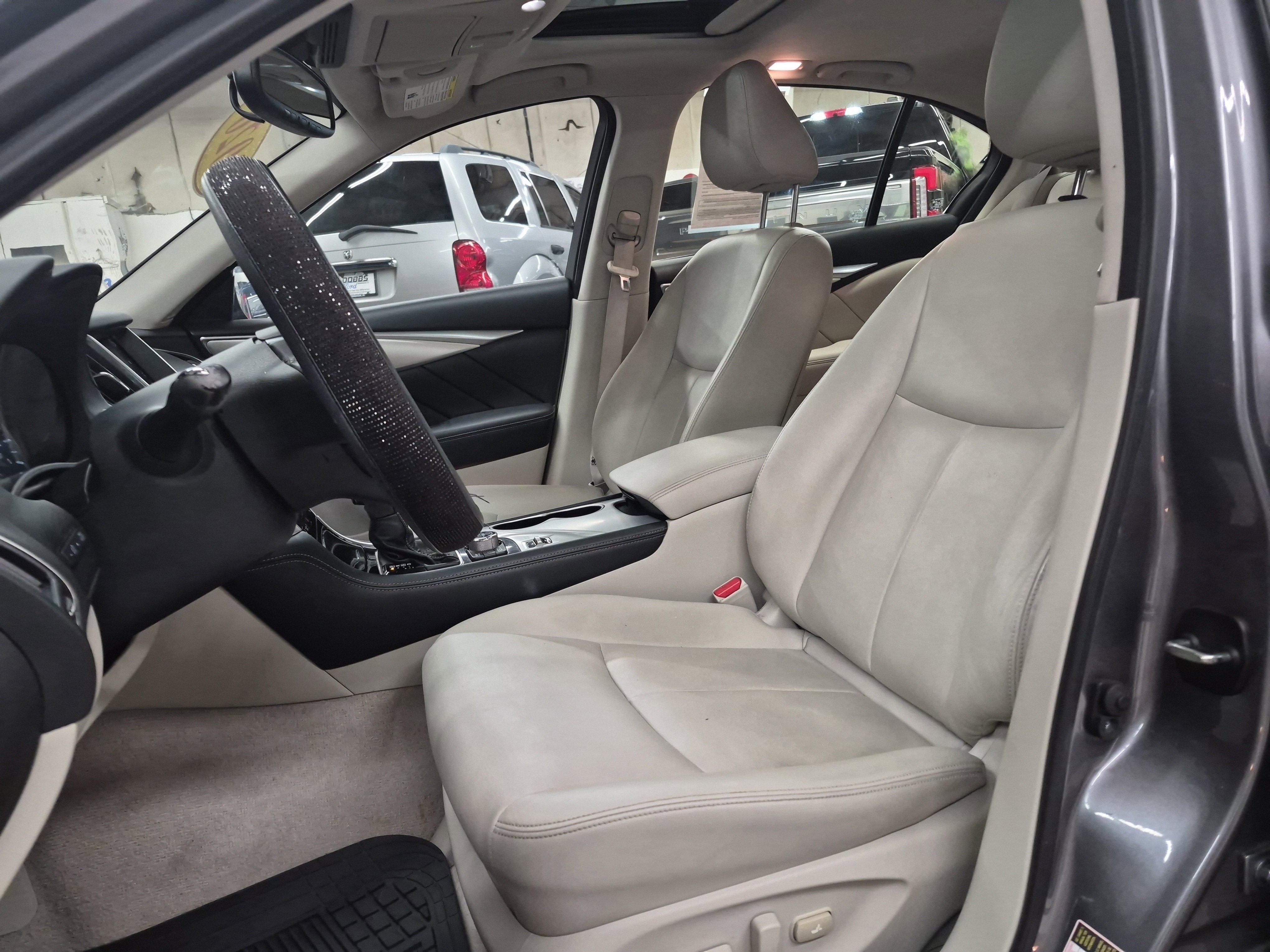 Used 2020 INFINITI Q50 Luxe w/ Essential Package (3.0T Luxe) image 13