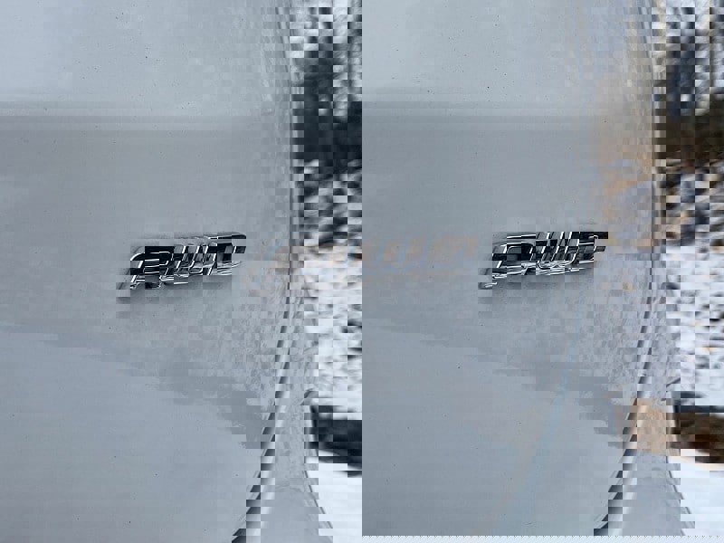 Certified 2022 Ford Edge Titanium w/ Cargo Accessory Package image 11