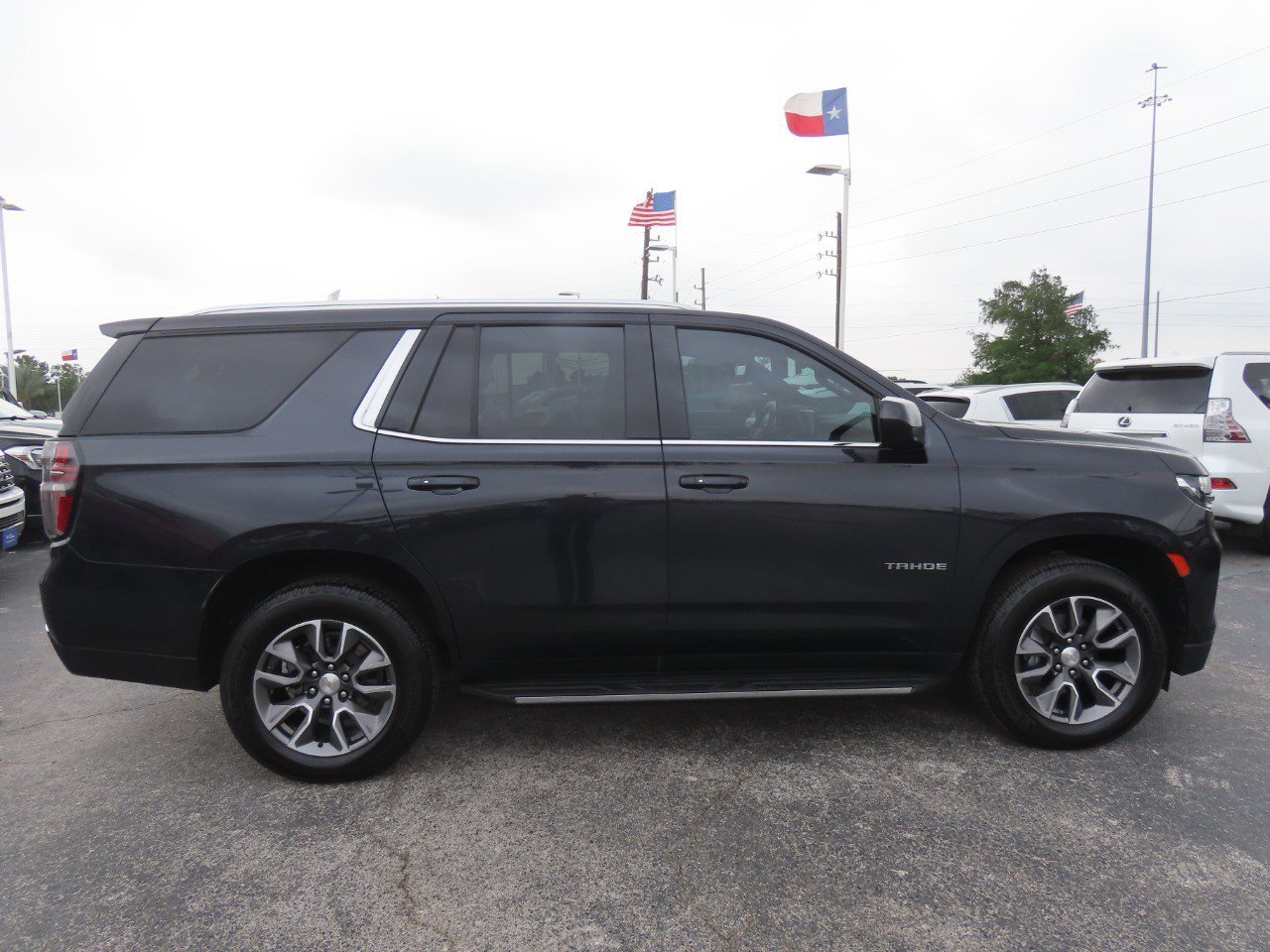 Used 2023 Chevrolet Tahoe LT RWD image 10