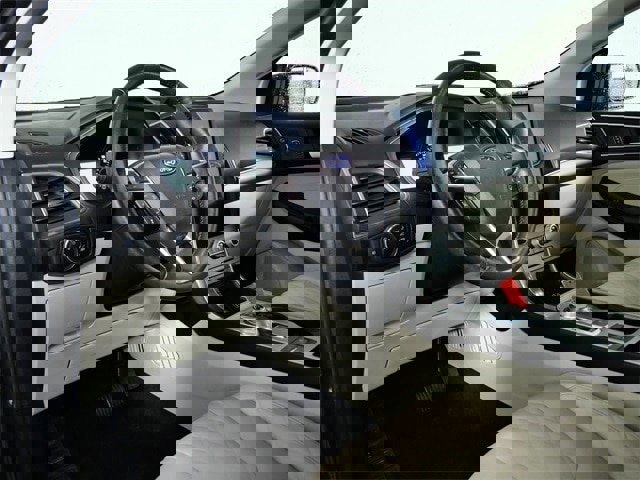 Certified 2024 Ford Edge Titanium w/ Class II Trailer Tow Package image 15