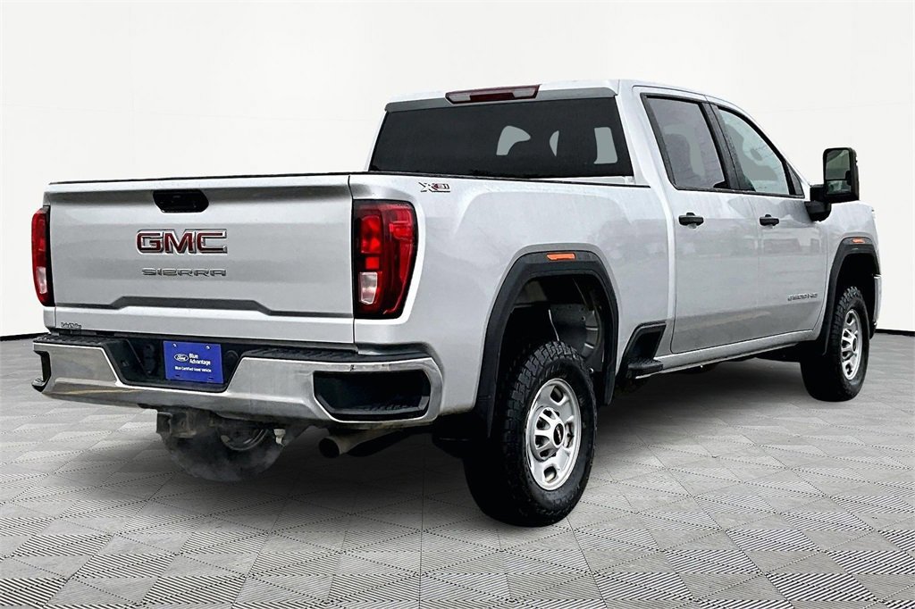 Used 2022 GMC Sierra 2500 Pro w/ Convenience Package image 4