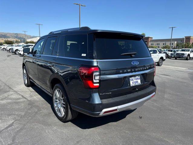 Certified 2024 Ford Expedition Platinum AWD/4WD image 9