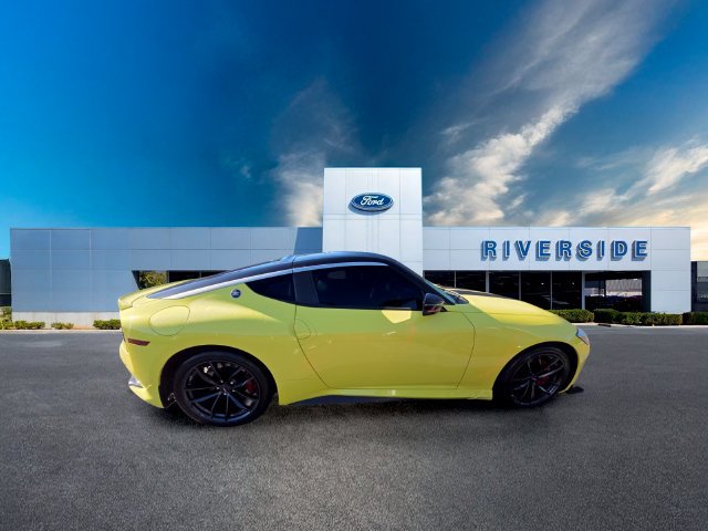 Used 2024 Nissan Z Performance w/ Floor Mat Package RWD image 8