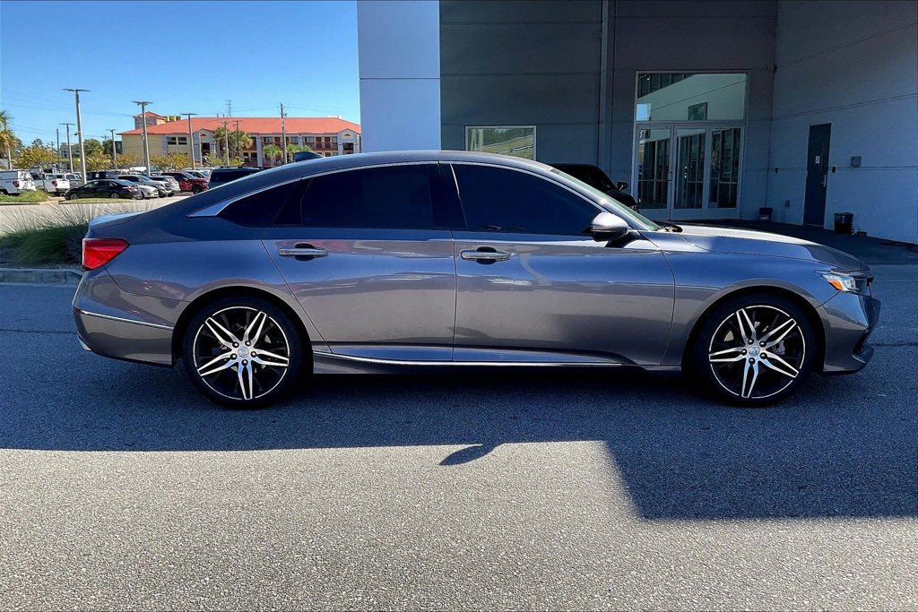 Used 2021 Honda Accord Touring image 7