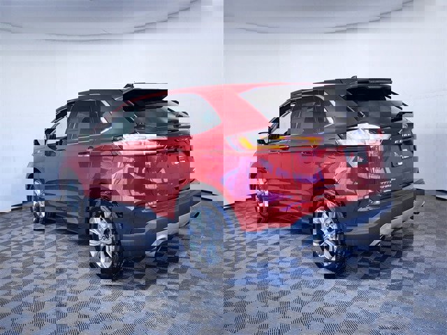 Certified 2023 Ford Edge Titanium image 2