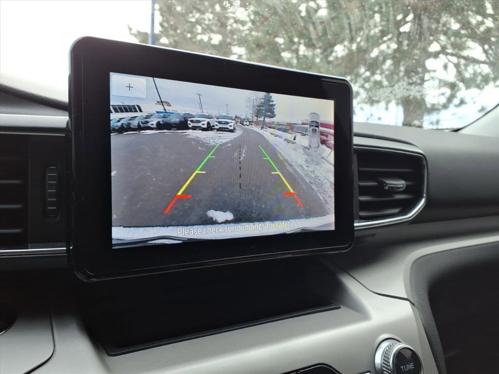 Certified 2024 Ford Explorer XLT w/ Equipment Group 202A image 21