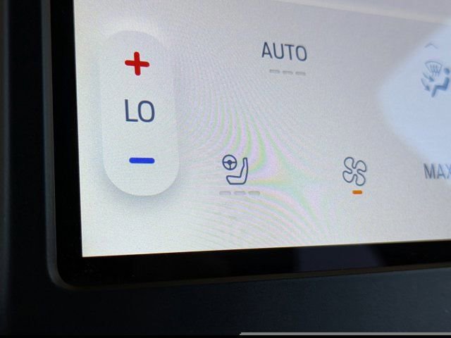 Certified 2024 Ford Edge ST-Line image 29