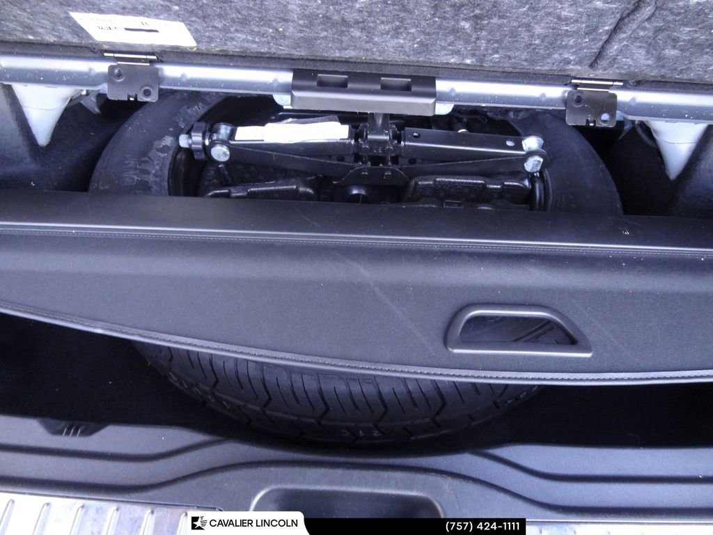 Used 2024 Mercedes-Benz GLS 450 4MATIC image 12