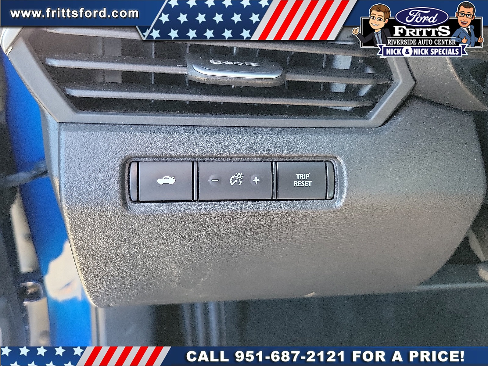 Used 2025 Nissan Altima 2.5 SV AWD/4WD image 11