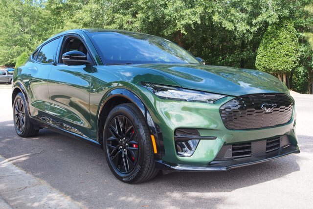Certified 2025 Ford Mustang Mach-E Premium w/ Sport Appearance Package AWD/4WD image 1