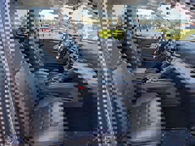 Certified 2025 Ford Explorer Active w/ Active Comfort Package image 35