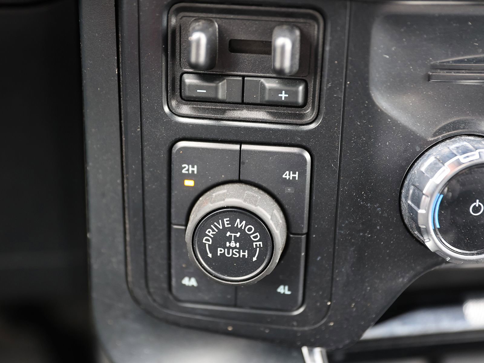 Certified 2024 Ford F150 Raptor AWD/4WD image 30
