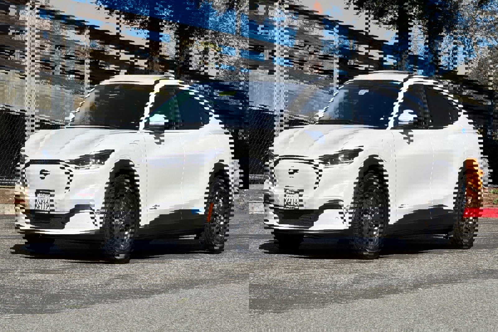 Certified 2021 Ford Mustang Mach-E Select w/ Comfort/Technology Package image 8