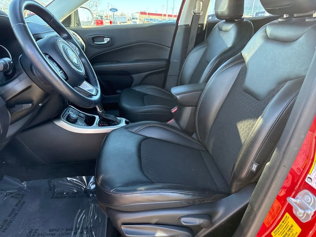 Used 2018 Jeep Compass Latitude image 14