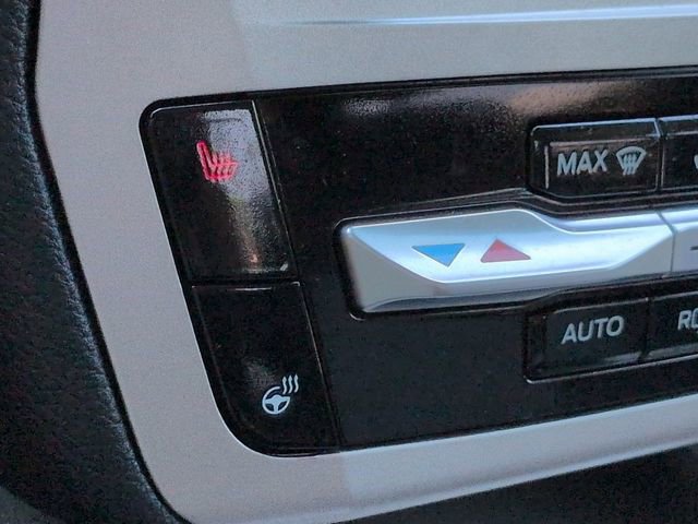 Certified 2022 Ford Explorer XLT w/ Equipment Group 202A image 21