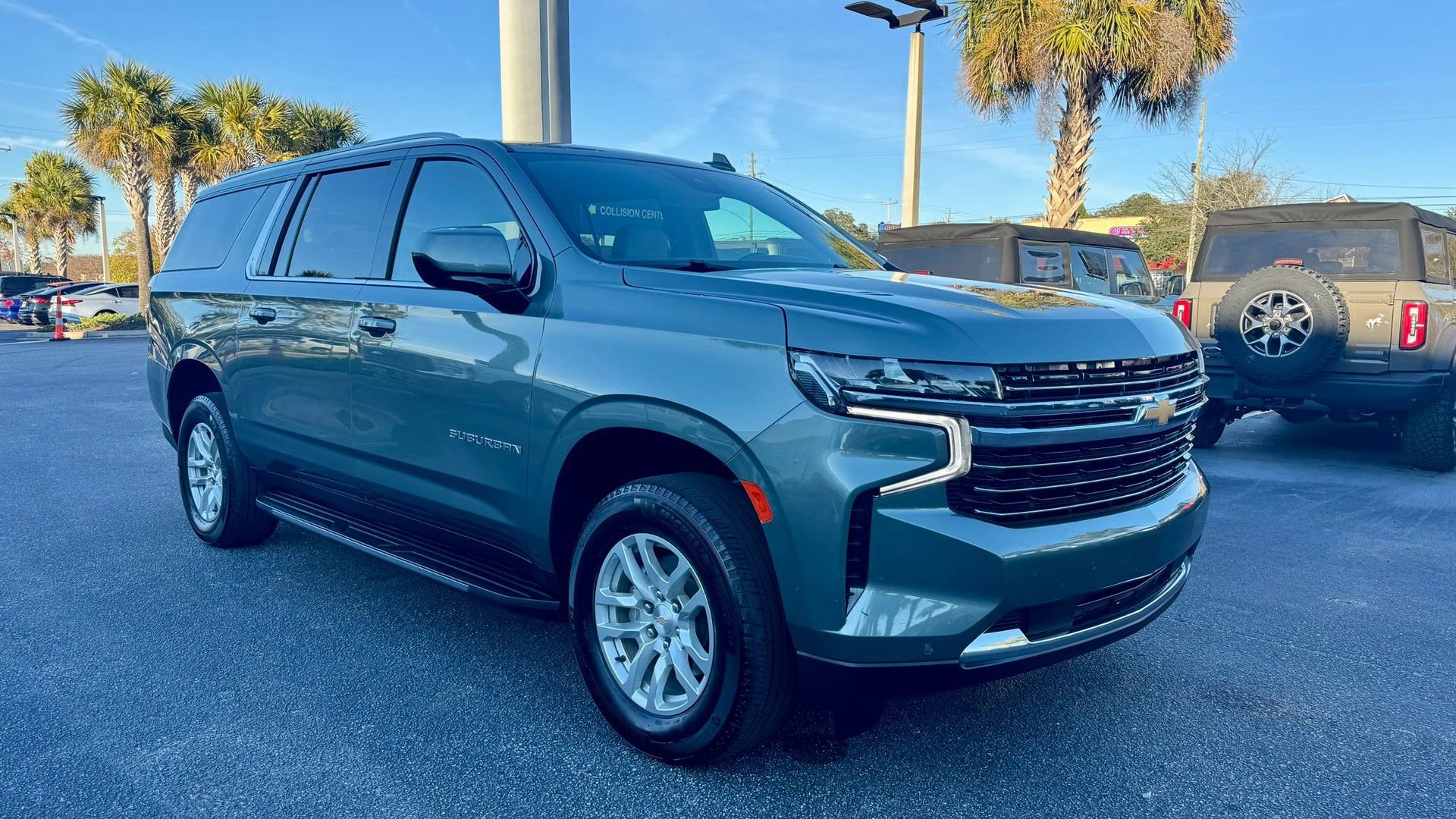 Used 2024 Chevrolet Suburban LT