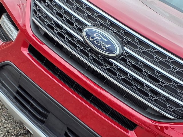 Certified 2023 Ford Explorer XLT w/ Equipment Group 202A AWD/4WD image 28