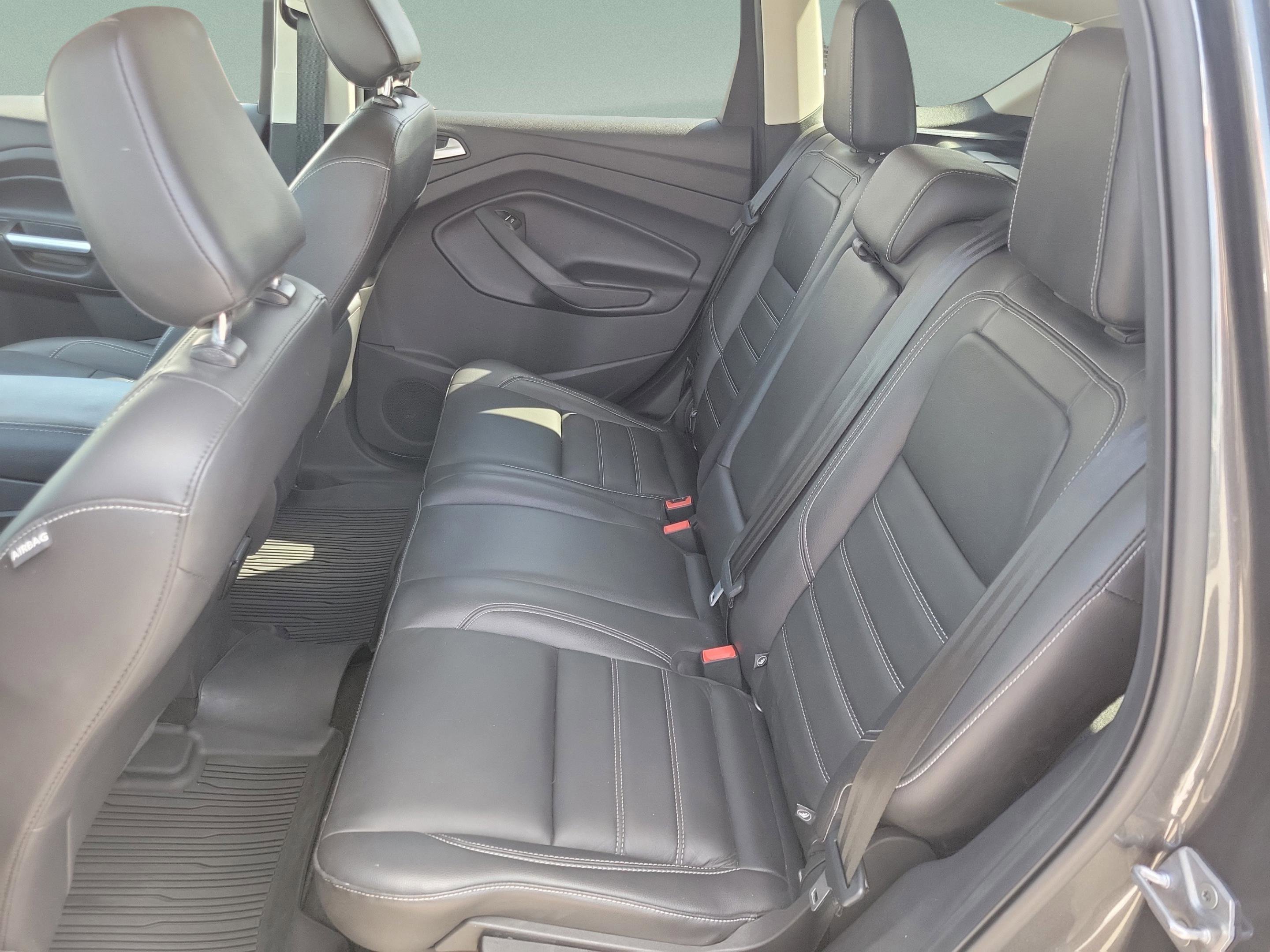 Certified 2019 Ford Escape Titanium image 24