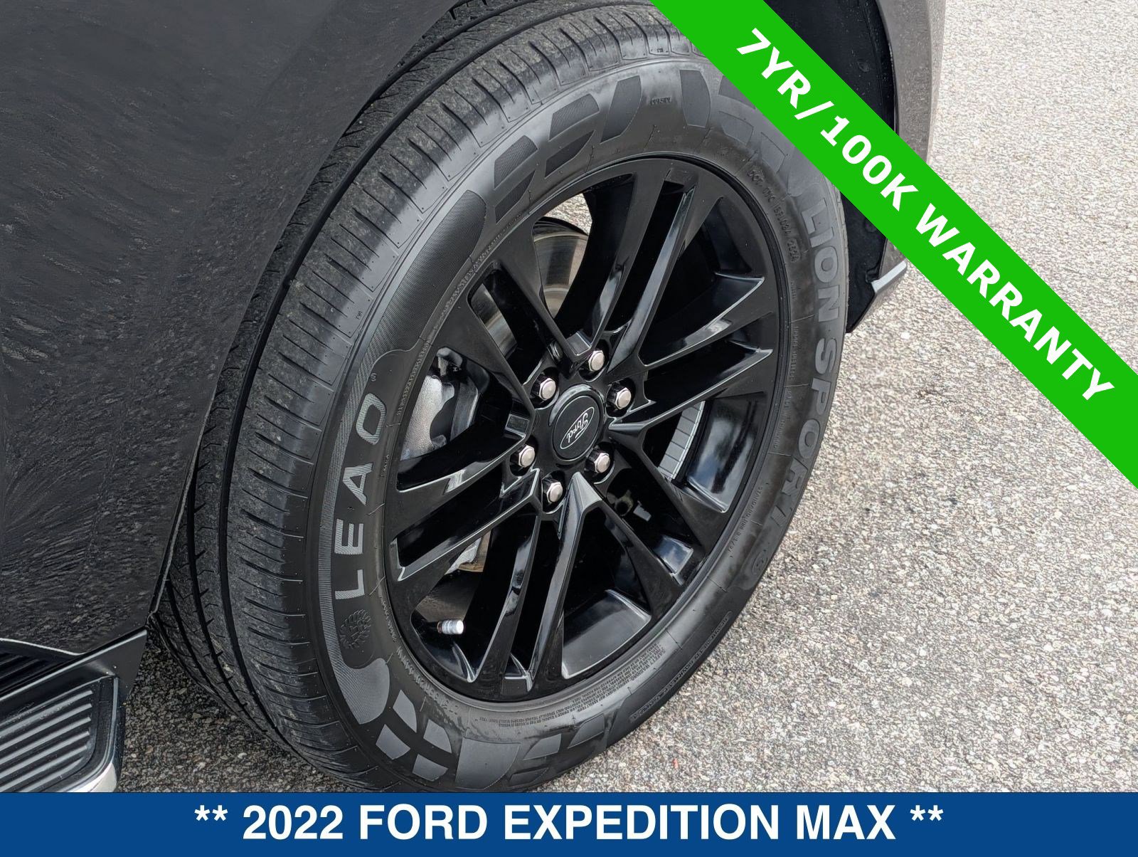 Certified 2022 Ford Expedition Max XLT image 12