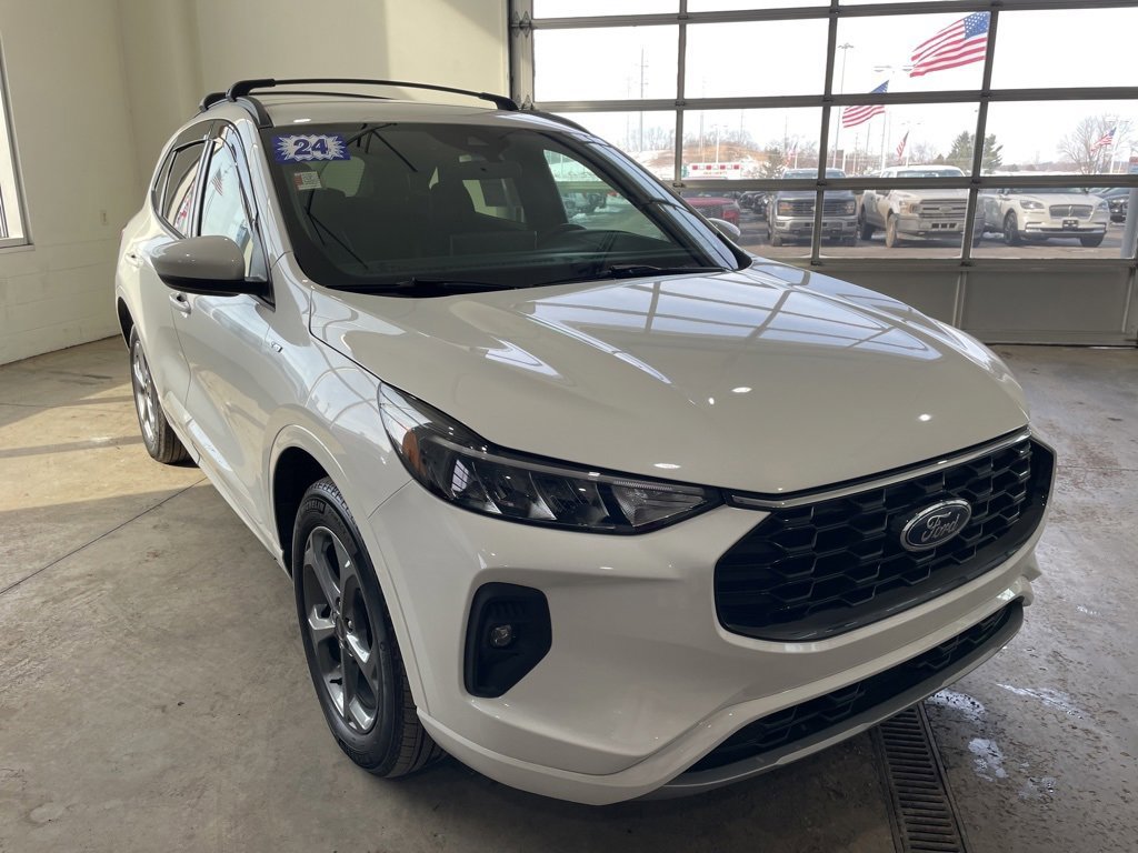 Certified 2024 Ford Escape ST-Line Select w/ Tech Pack #1 image 7
