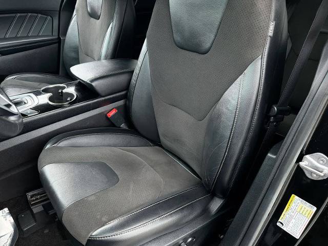 Certified 2018 Ford Edge Sport w/ Technology Package AWD/4WD image 17