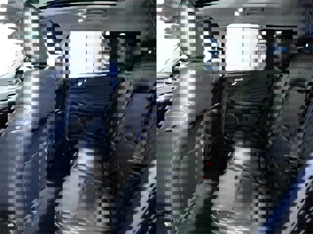 Certified 2022 Ford Escape Titanium w/ Class II Trailer Tow Package image 13