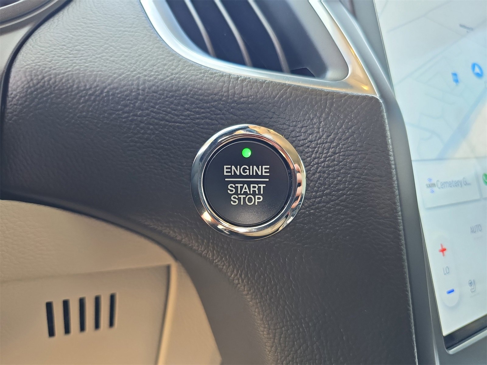 Certified 2022 Ford Edge Titanium w/ Equipment Group 301A image 25