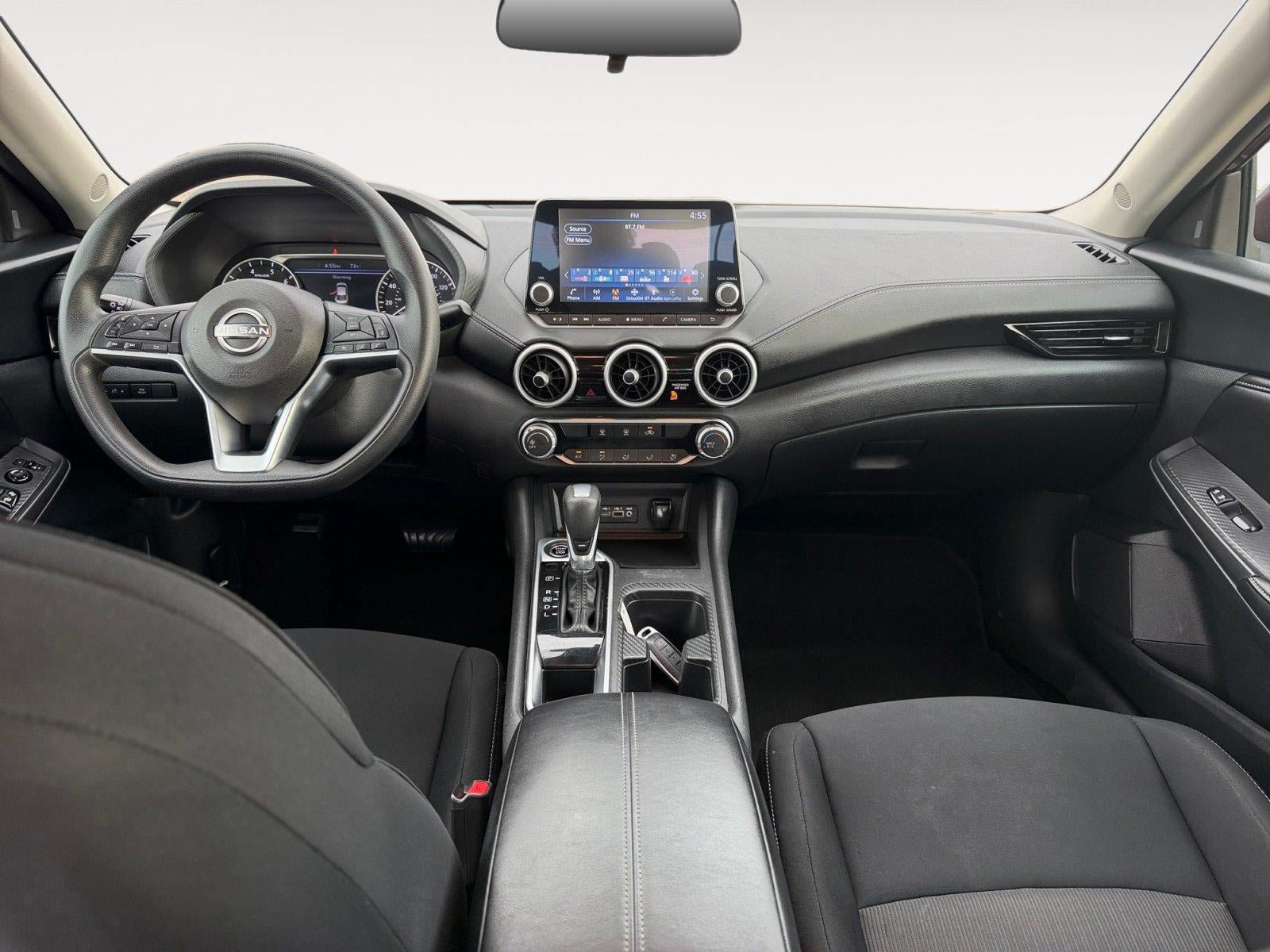 Used 2025 Nissan Sentra SV FWD image 10