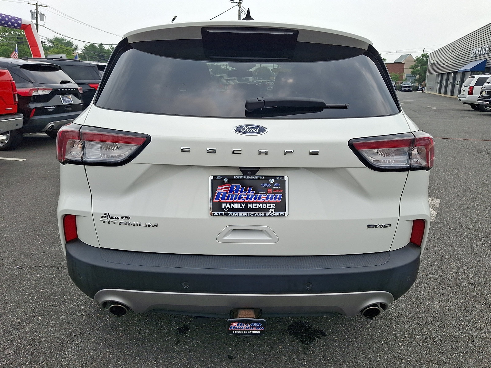 Certified 2022 Ford Escape Titanium w/ Titanium Elite Package AWD/4WD image 9
