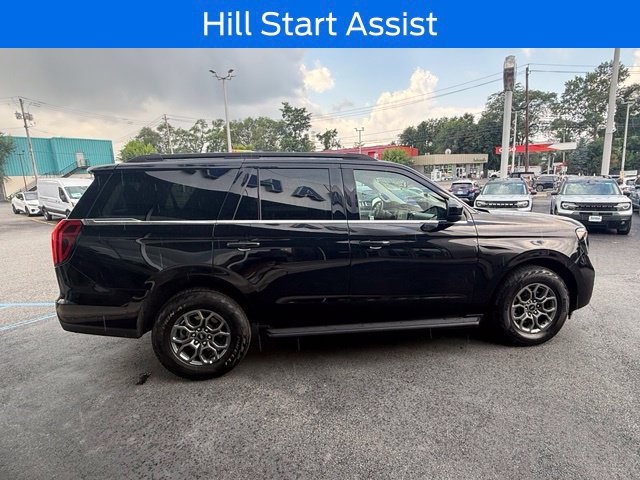 Certified 2025 Ford Expedition Active AWD/4WD image 8