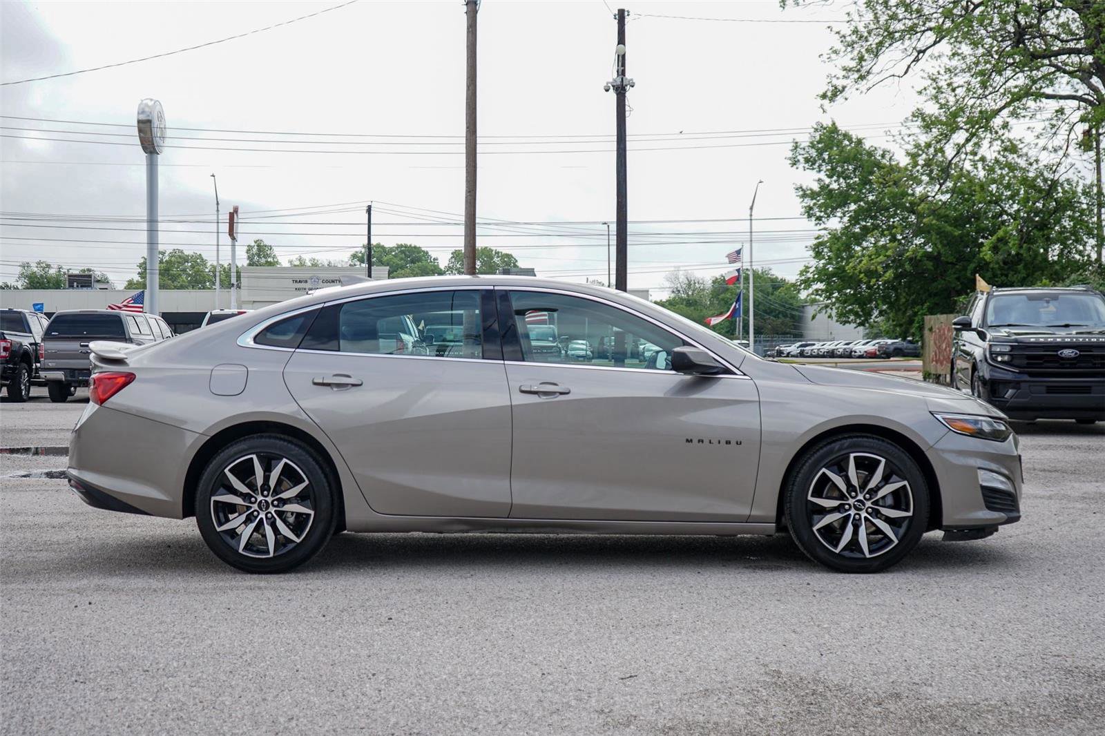 Used 2022 Chevrolet Malibu RS w/ LPO, Convenience Package 1 image 2
