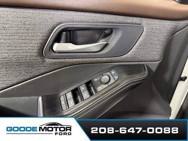Used 2023 Nissan Rogue SV AWD/4WD image 9