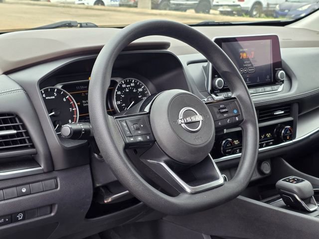 Used 2023 Nissan Rogue SV image 22