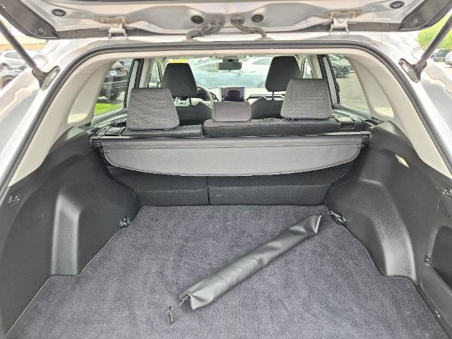 Used 2025 Toyota RAV4 XLE AWD/4WD image 16