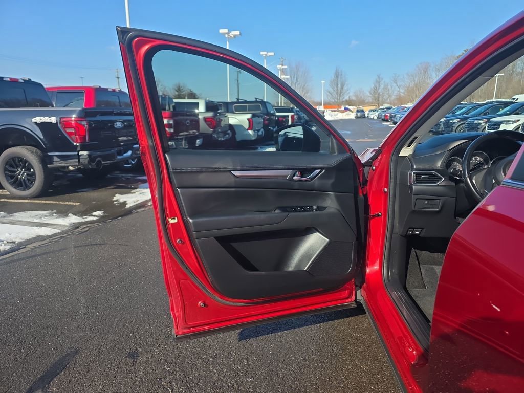 Used 2017 MAZDA CX-5 Touring image 19