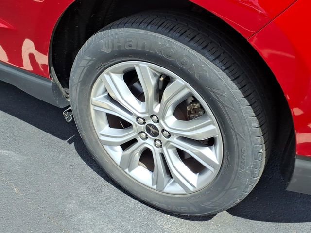 Certified 2024 Ford Edge Titanium AWD/4WD image 19