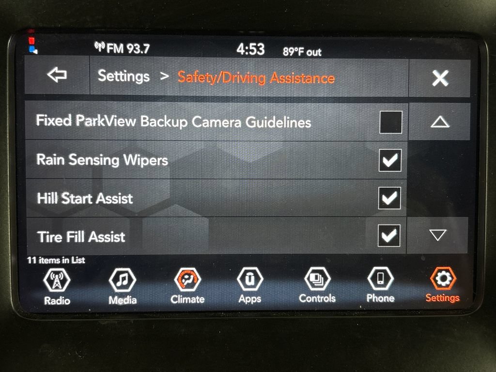 Used 2021 Jeep Cherokee Latitude FWD image 34