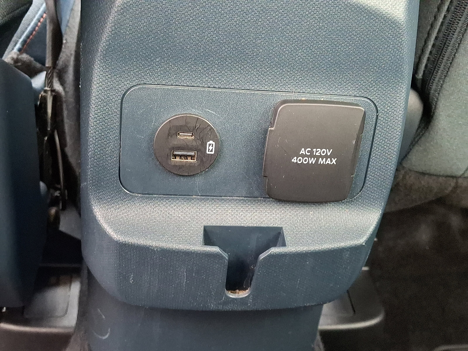 Certified 2024 Ford Maverick XLT w/ XLT Luxury Package image 13