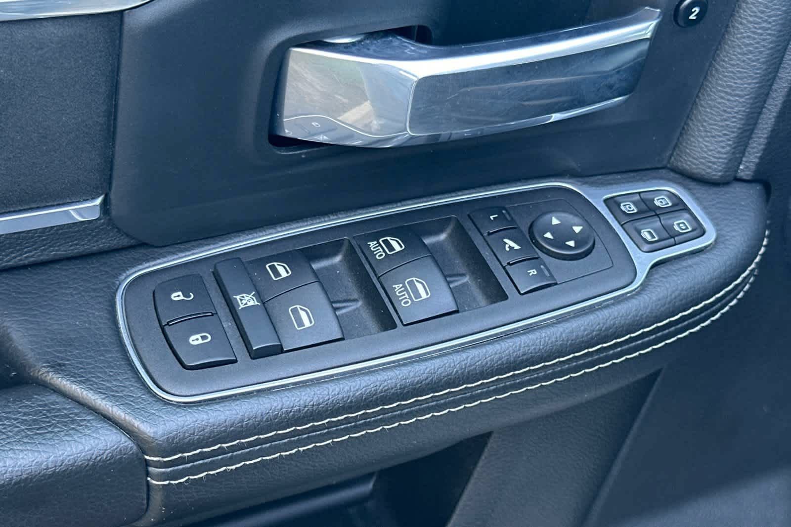 Used 2024 RAM 2500 Laramie w/ Safety Group AWD/4WD image 14