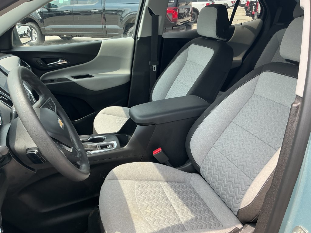 Used 2022 Chevrolet Equinox LT FWD image 25
