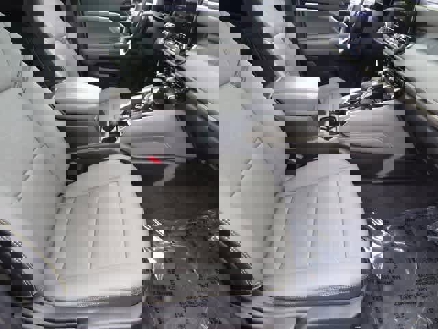 Used 2026 Chevrolet Colorado ZR2 w/ Technology Package image 16