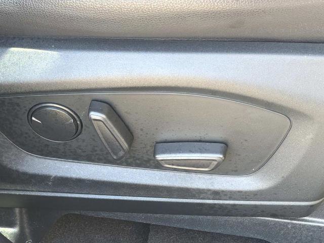 Certified 2022 Ford Explorer ST-Line w/ Class IV Trailer Tow Package image 29