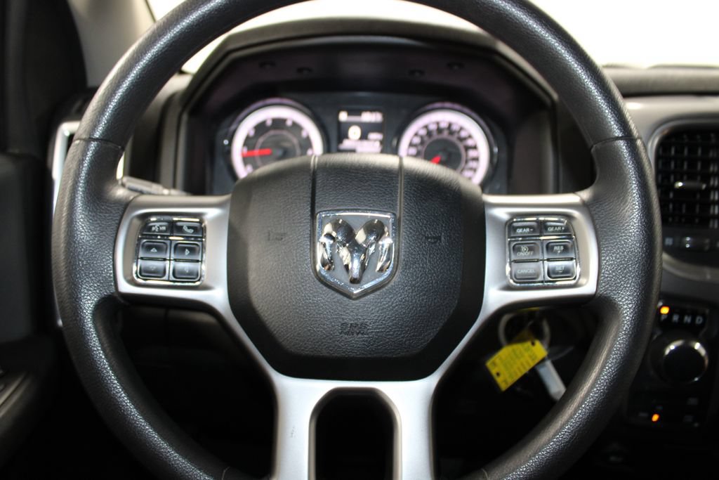 Used 2024 RAM 1500 Classic SLT AWD/4WD image 30