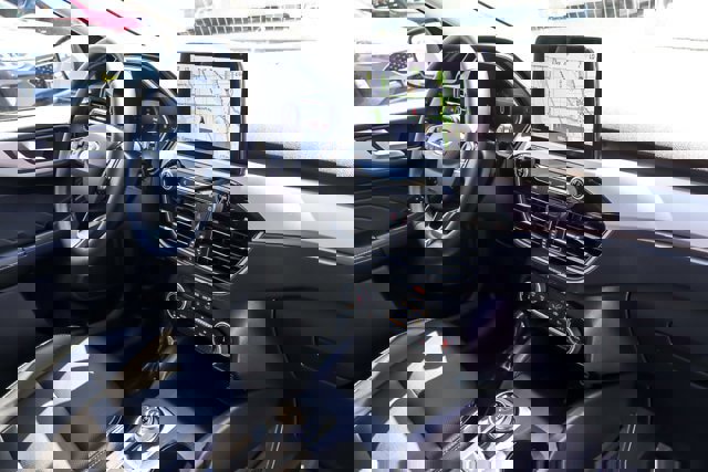 Certified 2022 Ford Escape SEL w/ Technology Package FWD image 29