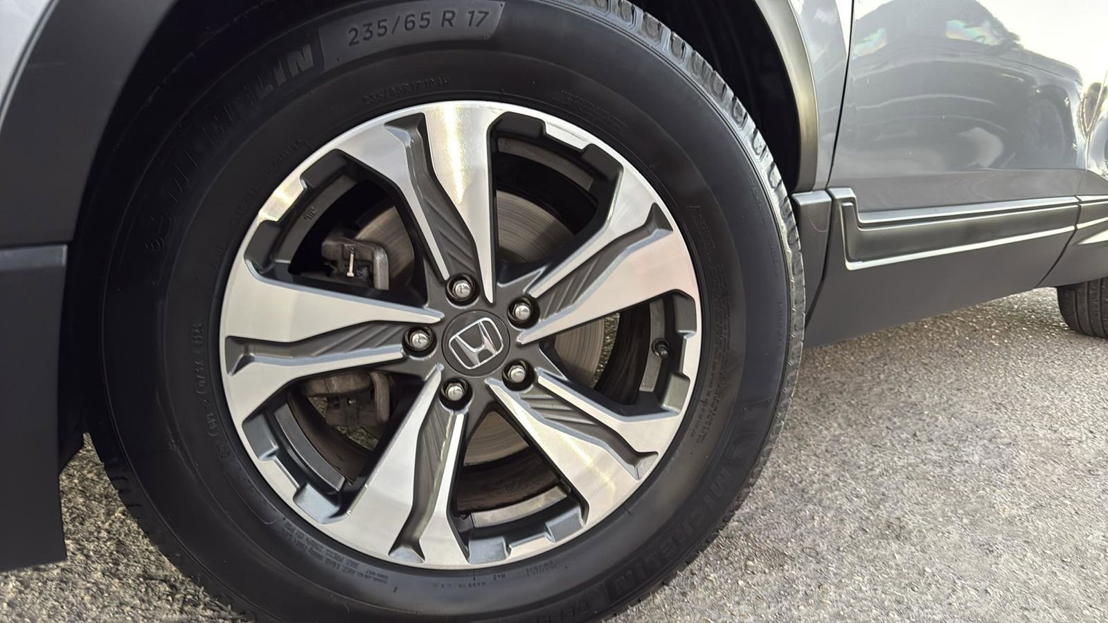 Used 2019 Honda CR-V LX image 8