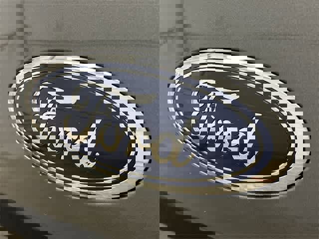 Certified 2018 Ford F150 Lariat w/ Equipment Group 502A Luxury image 32