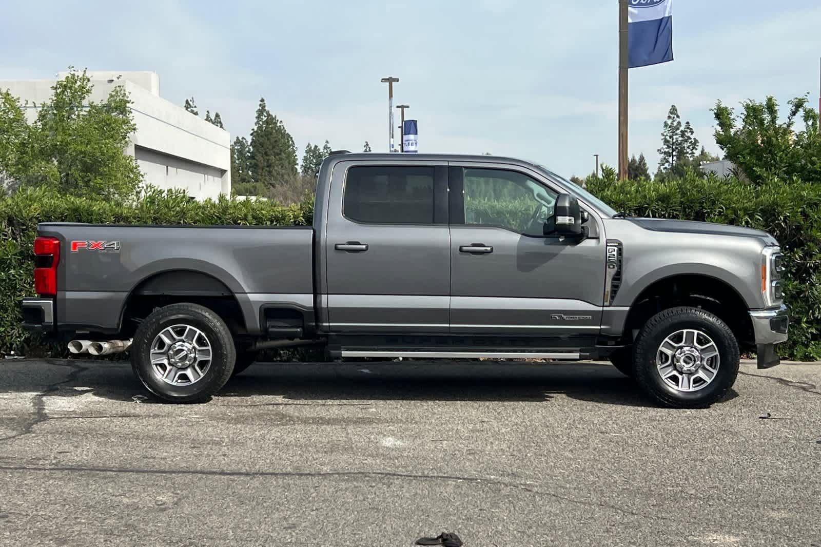 Certified 2023 Ford F250 Lariat w/ FX4 Off-Road Package image 9