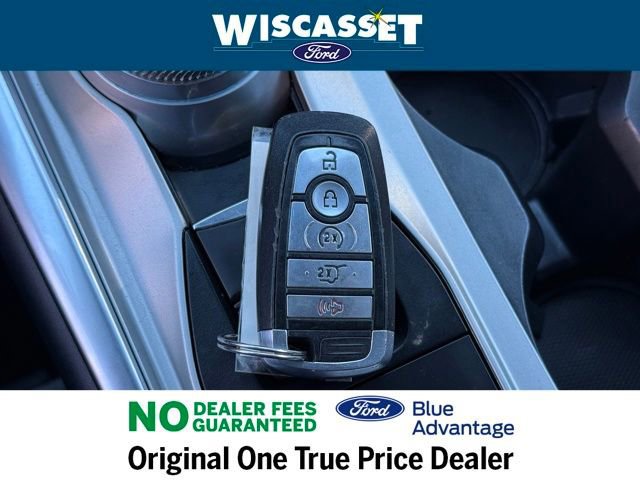 Certified 2022 Ford Explorer XLT w/ Equipment Group 202A image 18